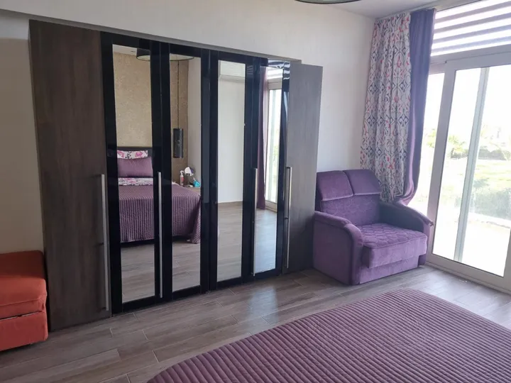 فيلا 298 م² على أرض 860 م² مع كابينة للبيع في هاسيندا باي