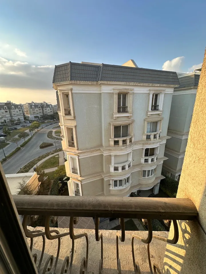 آي فيلا 305 م² بروف 93 م² جاهزة للبيع في ماونتن فيو هايد بارك