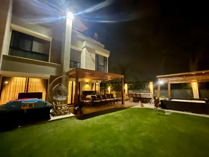 313 m² twin house on a 400 m² plot for sale in Villette SODIC