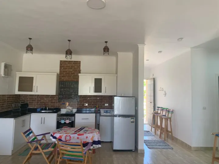 دوبلكس أرضي 220 م² بحديقة 300 م² للبيع في هاسيندا باي