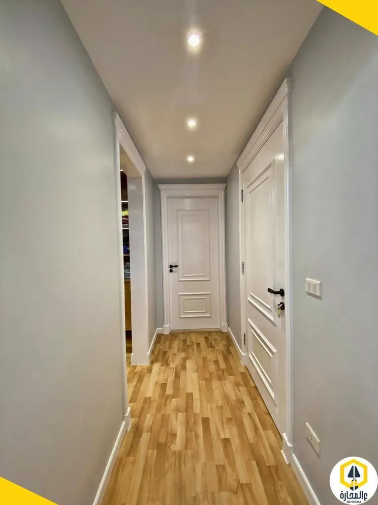 245 m² penthouse with a 120 m² roof for sale in Village Garden Katameya