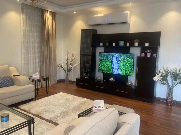Furnished 176 m² three-bedroom apartment for sale in Village Garden Katameya