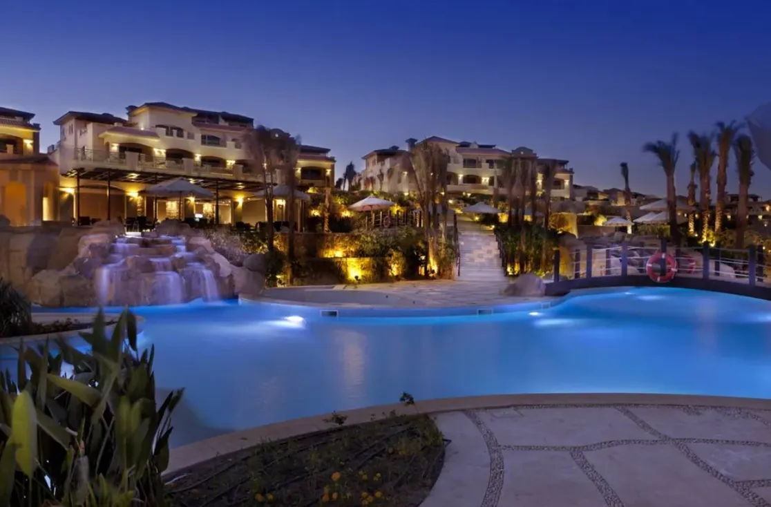 180 m² 4-bedroom duplex for sale in La Vista Bay