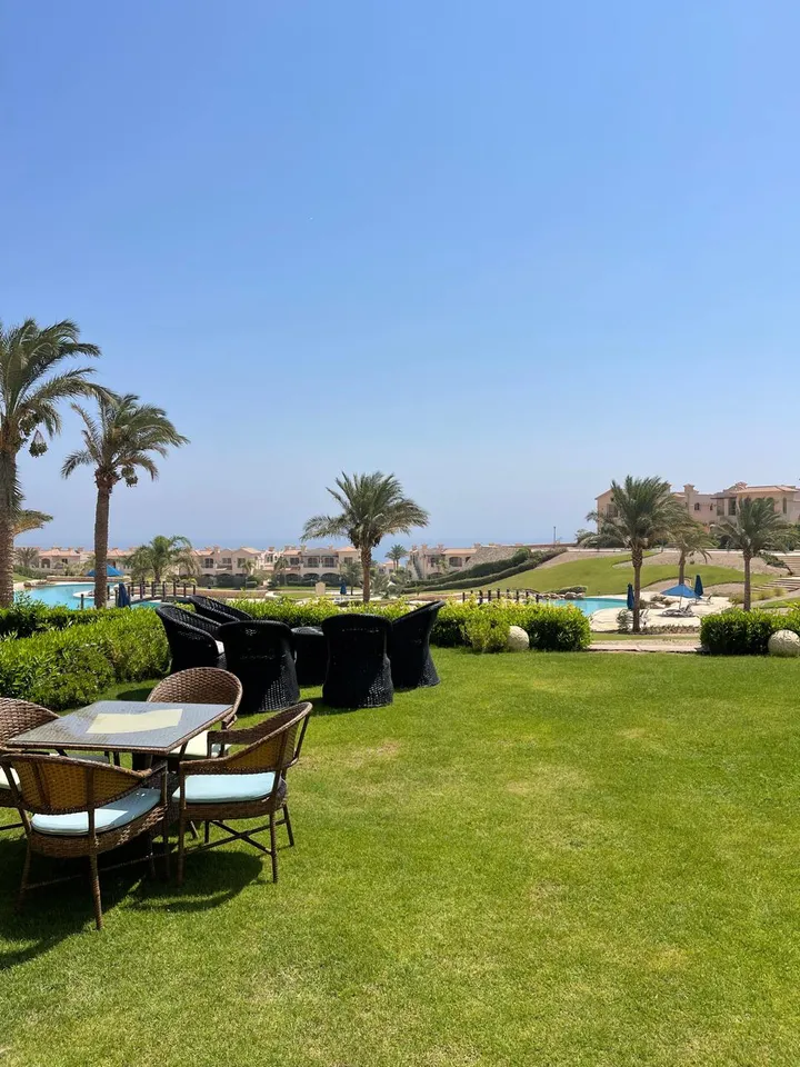 Furnished 140 m² chalet: 4 bedrooms, 90 m² garden, ground floor, for sale in La Vista 6