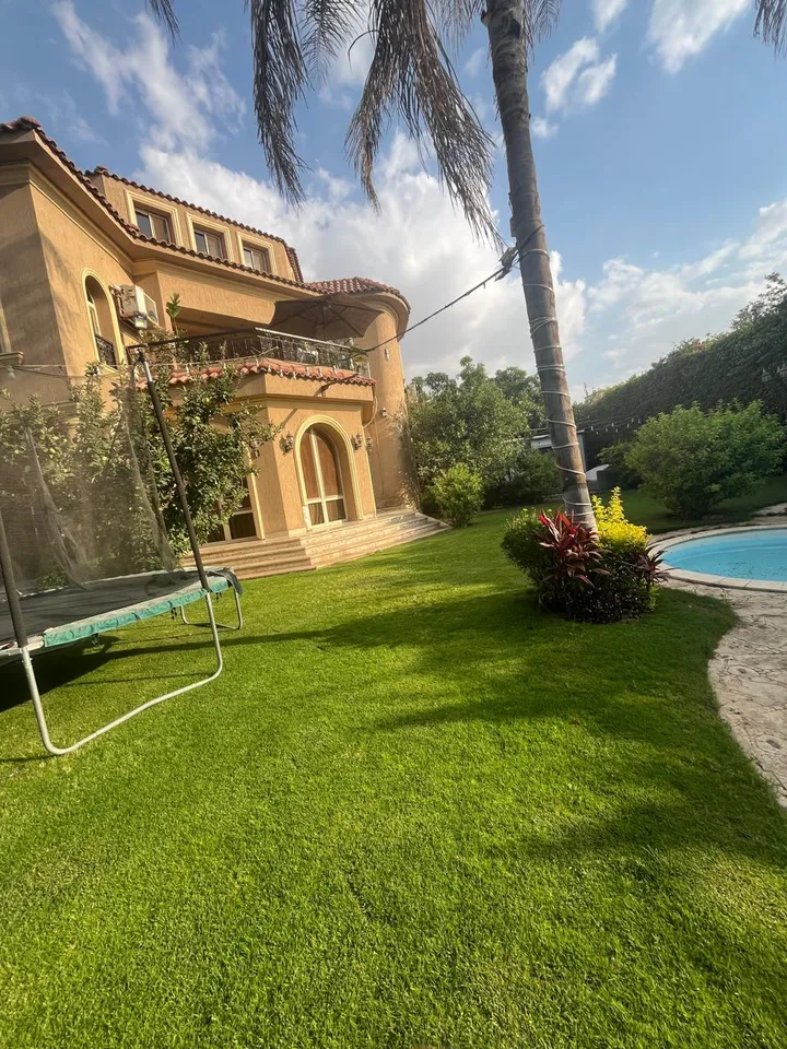 Furnished 140 m² chalet: 4 bedrooms, 90 m² garden, ground floor, for sale in La Vista 6