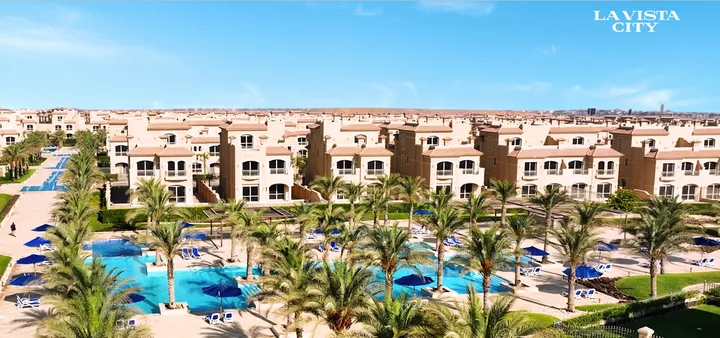 253 m² 4-bedroom townhouse for sale in La Vista City