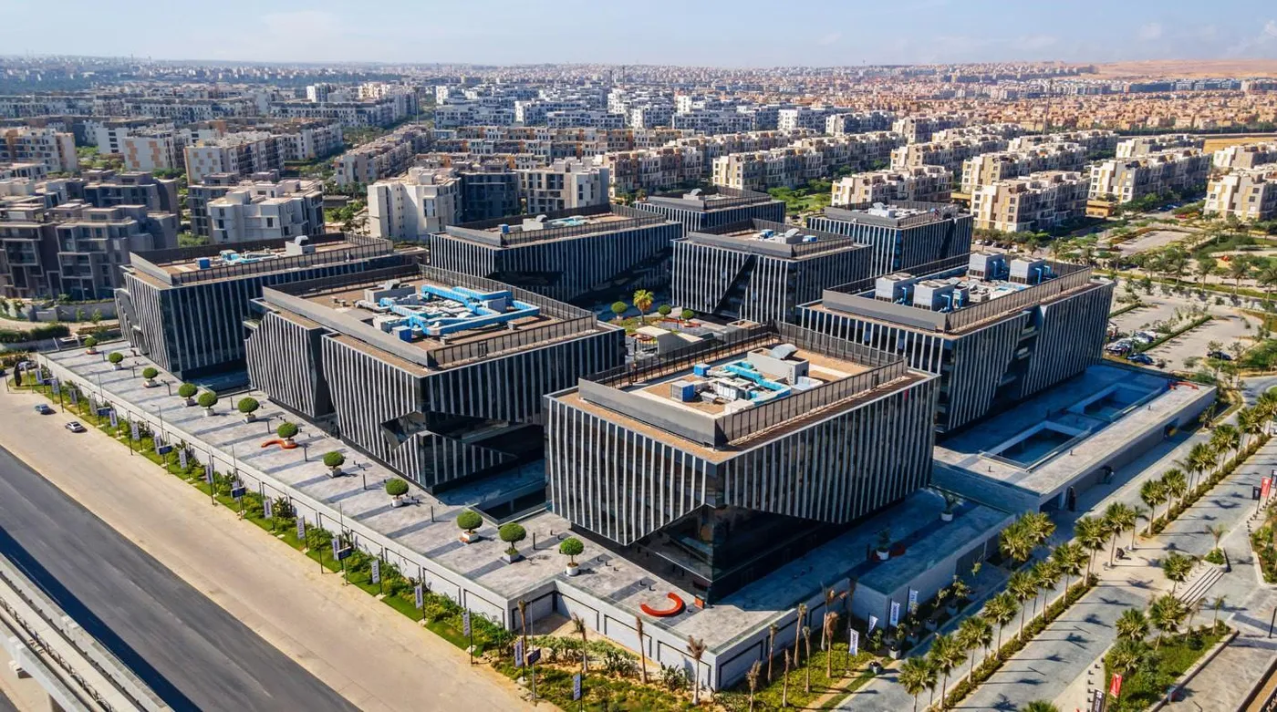 285 m² core-and-shell office for sale in EDNC SODIC
