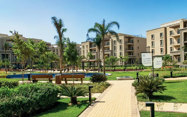 225 m² three-bedroom apartment in the Northern Expansion for sale in October Plaza SODIC