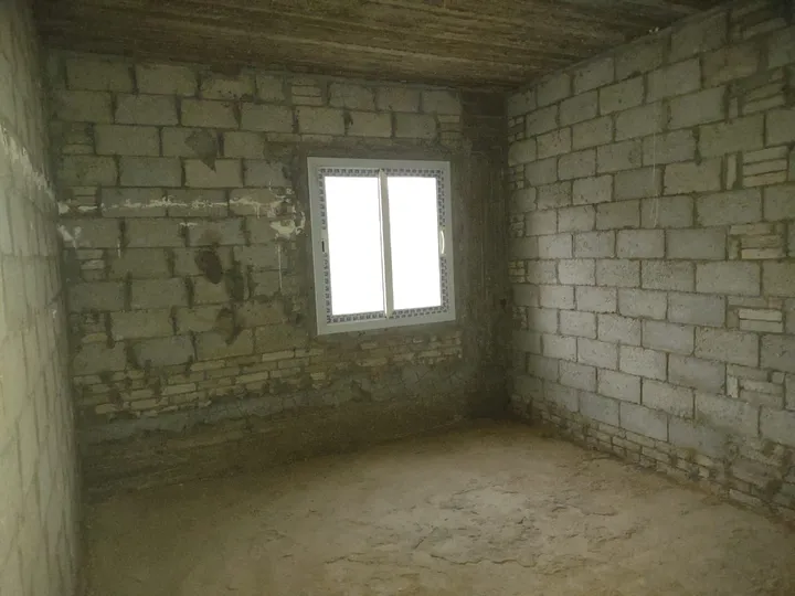 181 m² three-bedroom apartment on an 8-year plan for sale in October Plaza SODIC