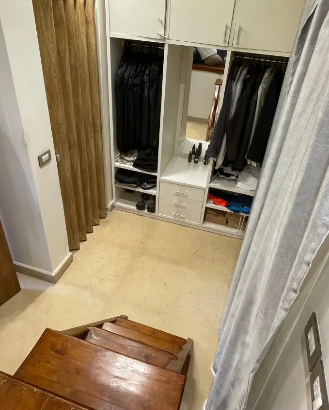 Finished, ready 214 m² 4-bedroom townhouse for sale in El Patio 5 East