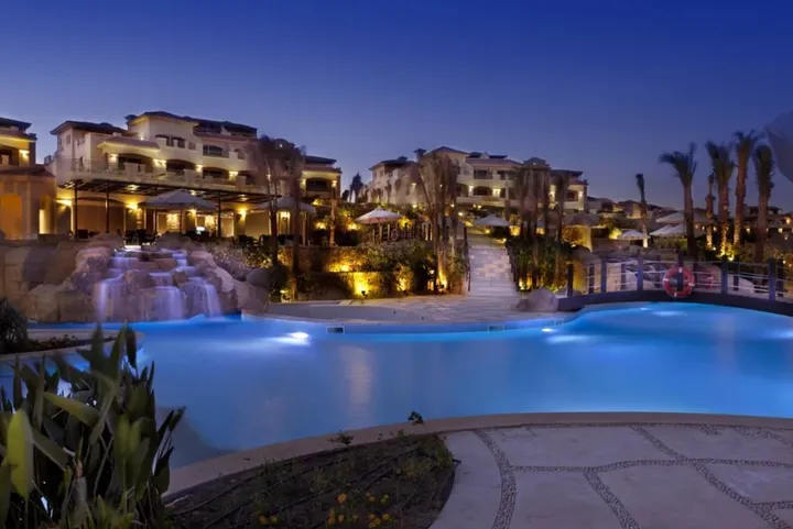 131 m² 2-bedroom sea-view chalet for sale in La Vista Bay