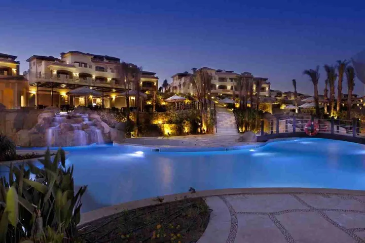 Furnished 110 m² 2-bedroom first-floor chalet for sale in La Vista Ras El Hekma