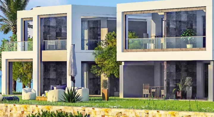 145 m² 2-bedroom villa with a 145 m² roof for sale in La Vista Ras El Hekma