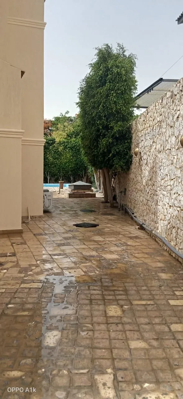 570 m² standalone villa on an 874 m² plot for sale in Katameya Hills