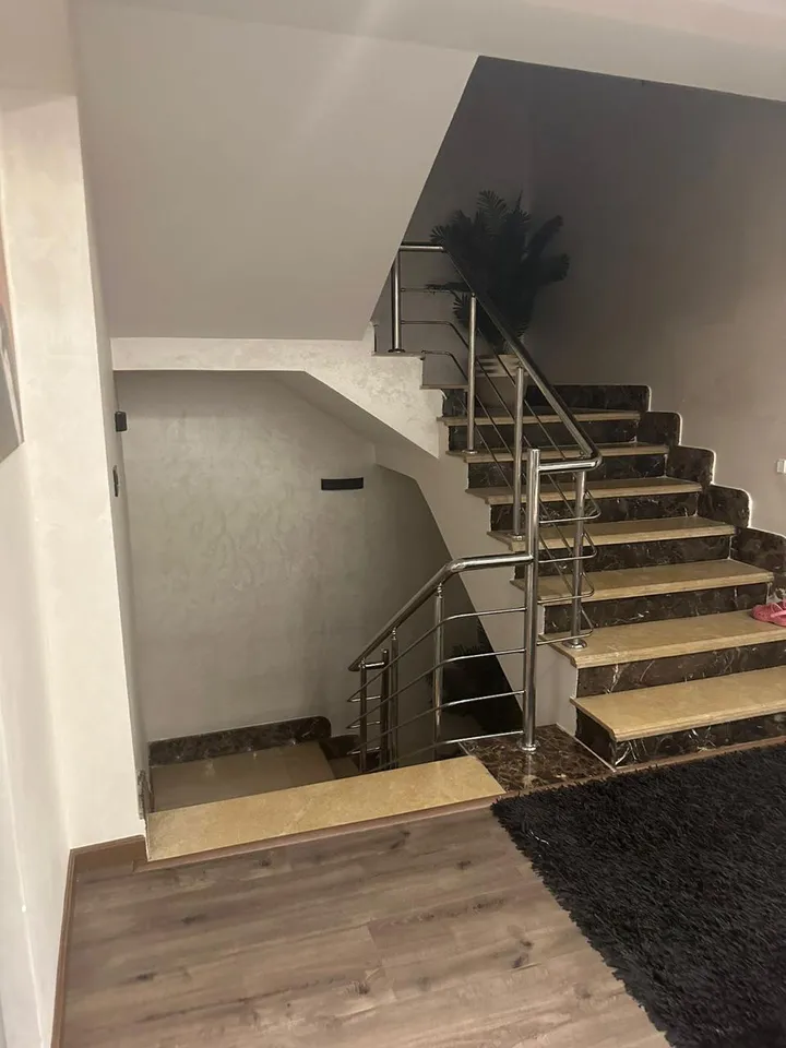 350 m² finished five-bedroom townhouse for sale in Grand Residence