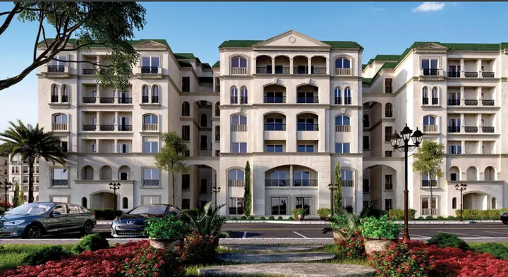 233 m² four-bedroom apartment for sale in L'Avenir