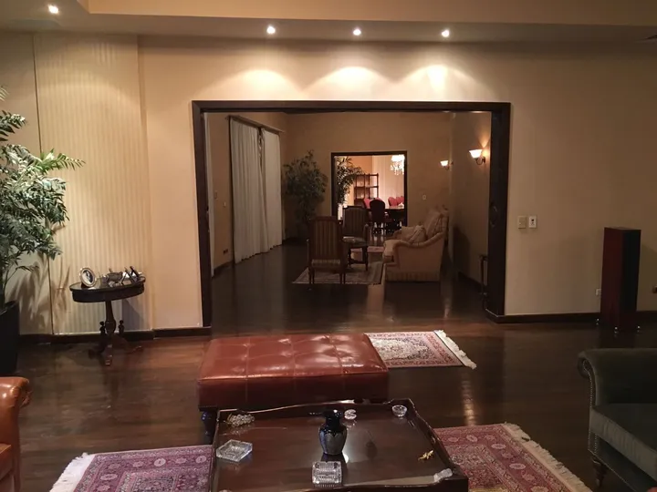 1,800 m² furnished villa with pool, 600 m² garden and 800 m² roof for sale in Dara Gardens
