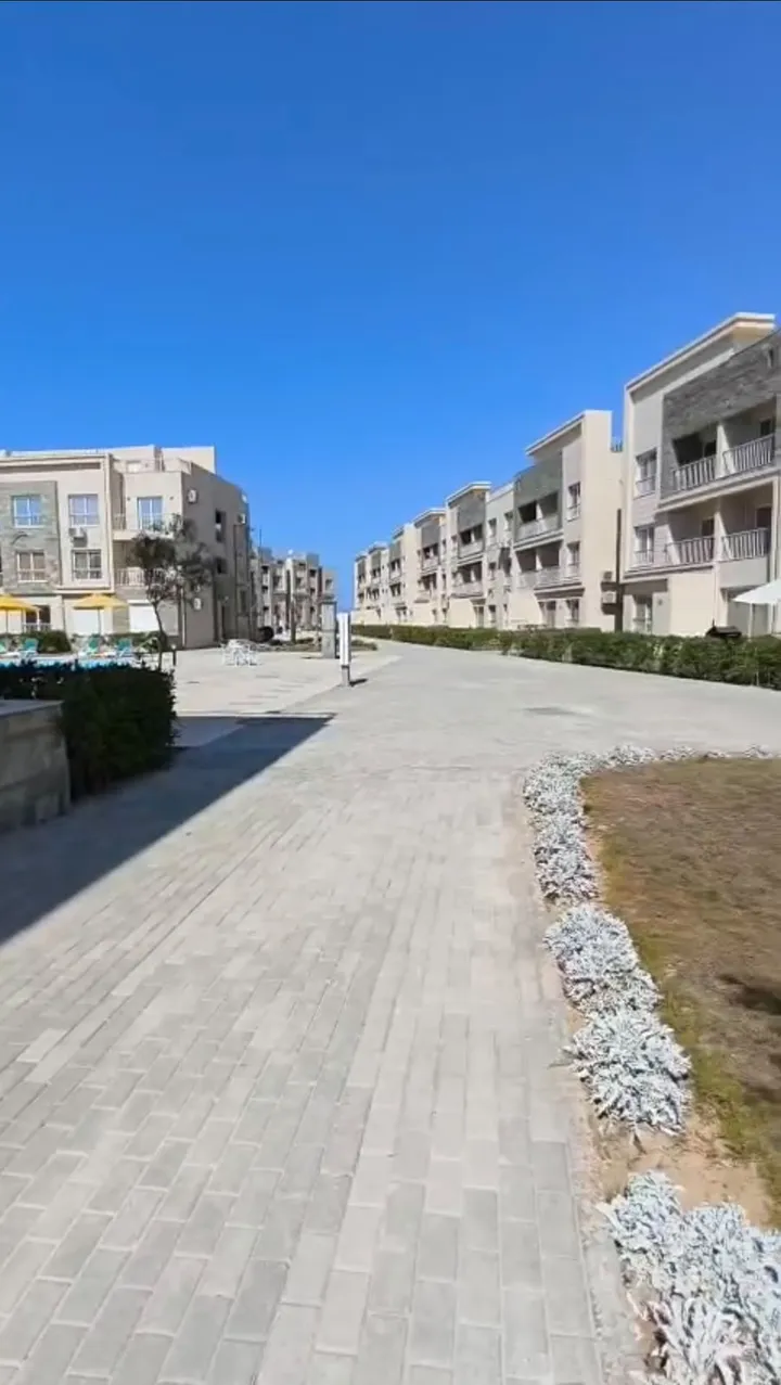 57 m² studio with a 50 m² roof for sale in Youd