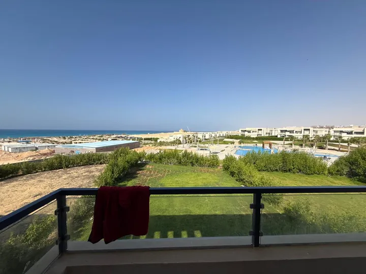 Furnished 246 m² twin house, 250 m² garden, for sale in Gaia