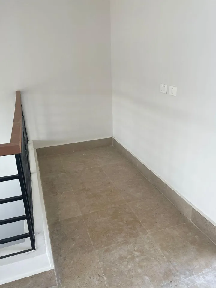 142 m² two-bedroom penthouse with a 142 m² roof for sale in Gaia