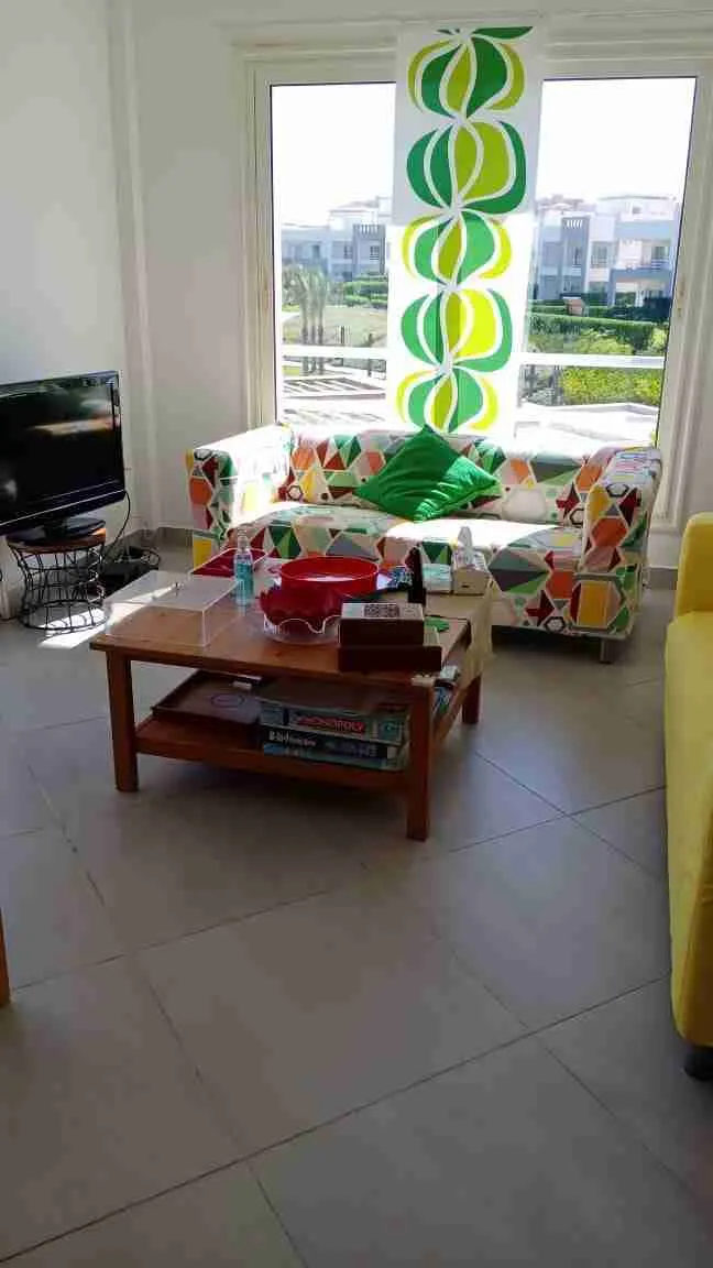 Furnished 85 m² two-bedroom first-floor apartment for sale in Amwaj