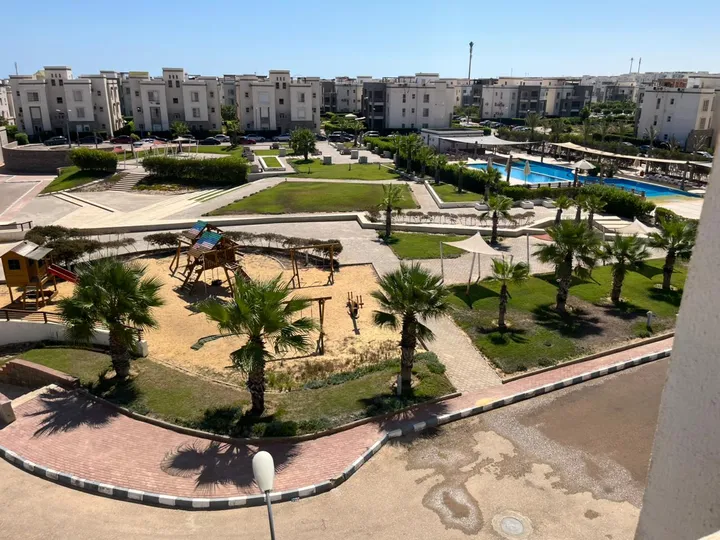 Four-bedroom 173 m² chalet for sale in Amwaj