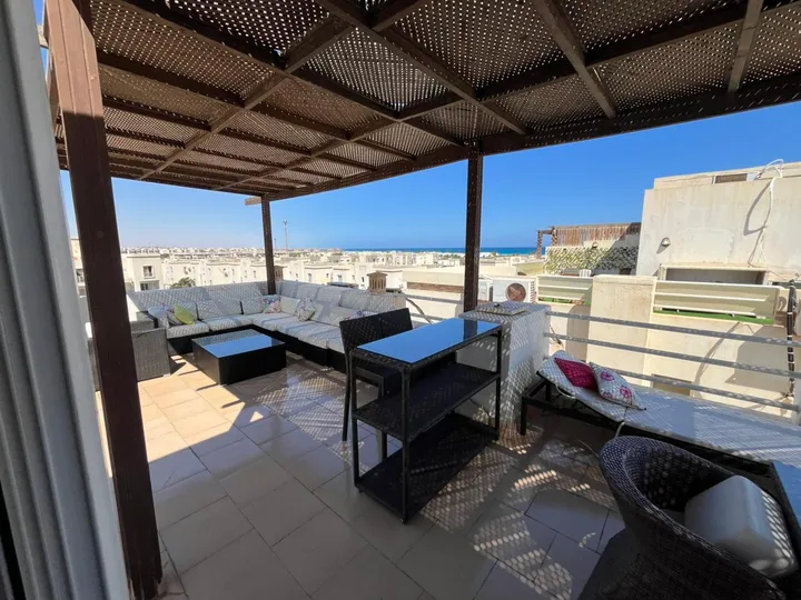 Four-bedroom 173 m² chalet for sale in Amwaj