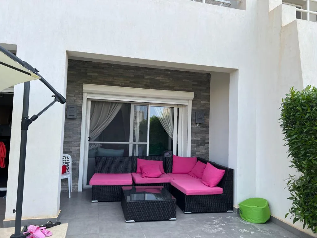 Three-bed, three-bath 170 m² duplex for sale in Amwaj
