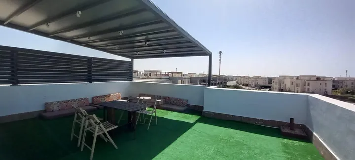 Two-bedroom 115 m² Phase 1 penthouse for sale in Amwaj