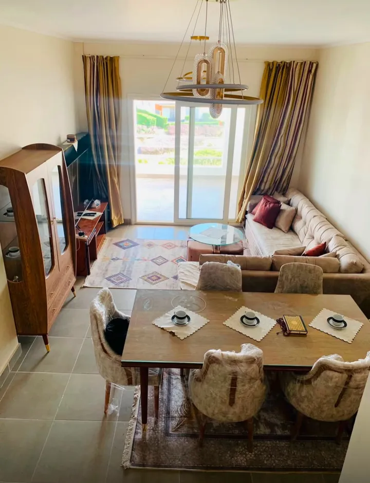 Furnished Aqua-phase penthouse, 120 m² plus equal roof, for sale in Amwaj