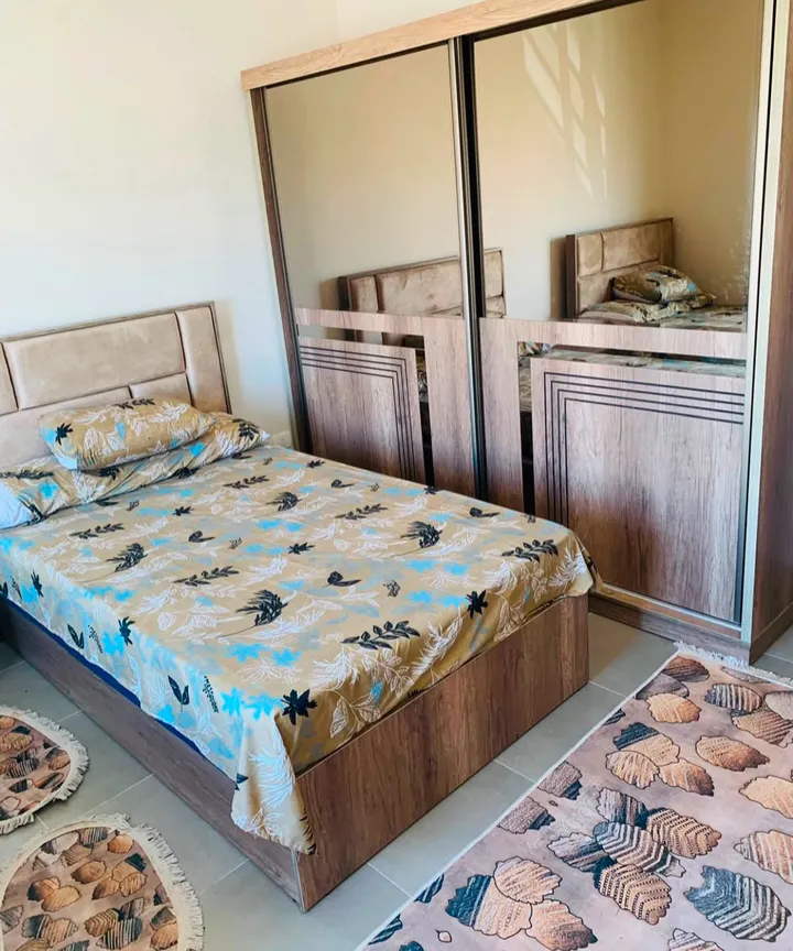 Furnished Aqua-phase penthouse, 120 m² plus equal roof, for sale in Amwaj