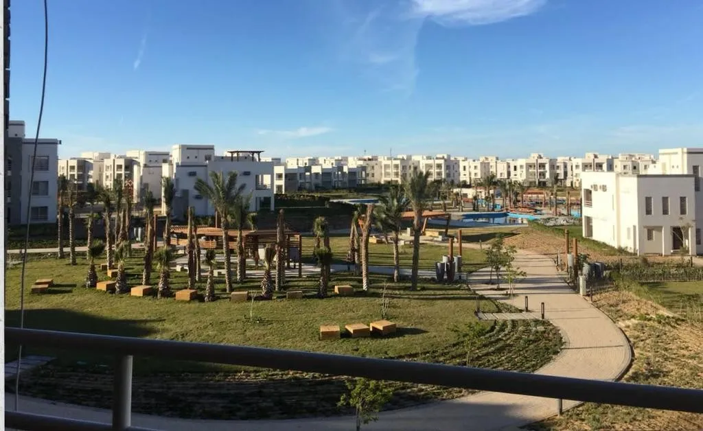 Furnished four-bedroom 150 m² penthouse at a cash price for sale in Amwaj