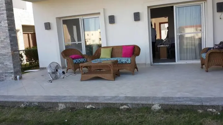 Furnished 226 m² twin house, garden of 300 m², for sale in Amwaj
