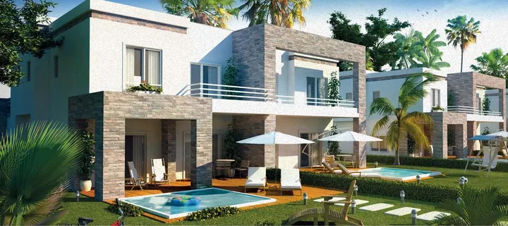 Four-bedroom 227 m² twin house on 8-year installments for sale in Amwaj