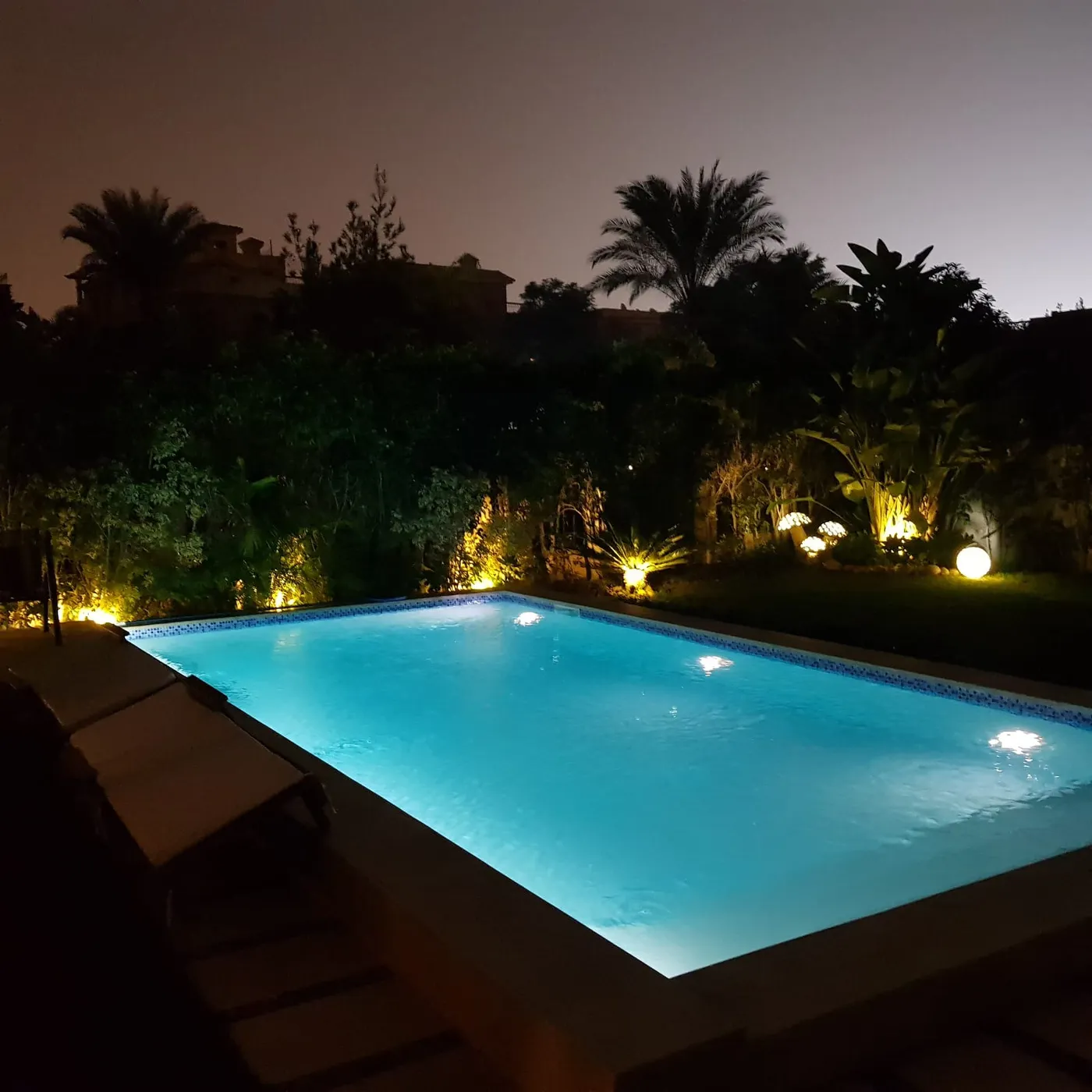 443 m² villa with a swimming pool on a 560 m² plot for sale in Dara Gardens