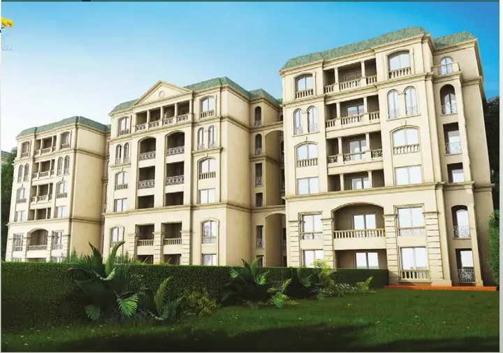 223 m² three-bedroom fourth-floor apartment for sale in L'Avenir