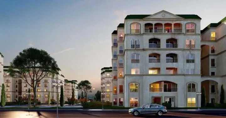 265 m² duplex with an 80 m² roof on the 2nd and 3rd floors for sale in L'Avenir