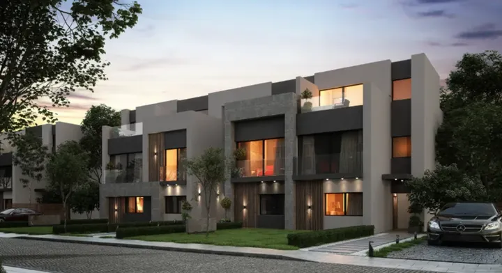 199 m² townhouse with a 112 m² garden and 82 m² roof for sale in Rare