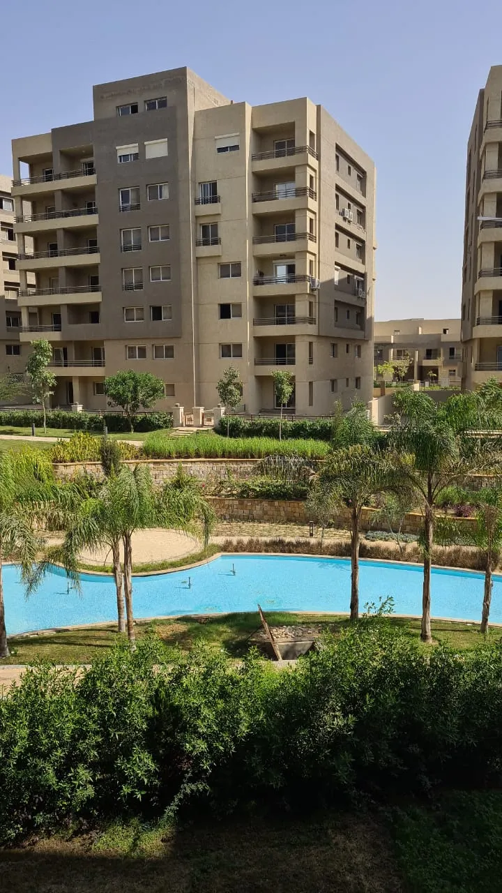 210 m² fifth-floor landscape-view apartment for sale in The Square